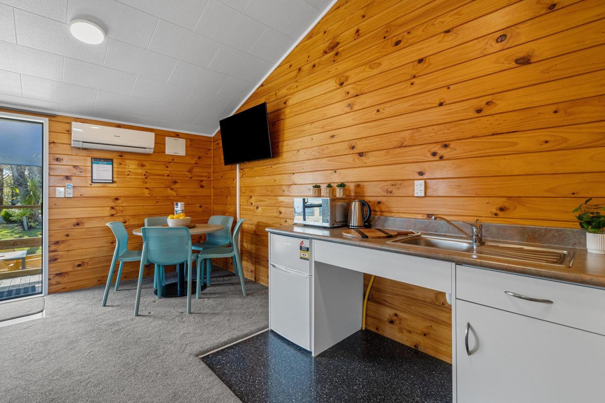 Tasman Holiday Parks - Роторуа Екстериор снимка